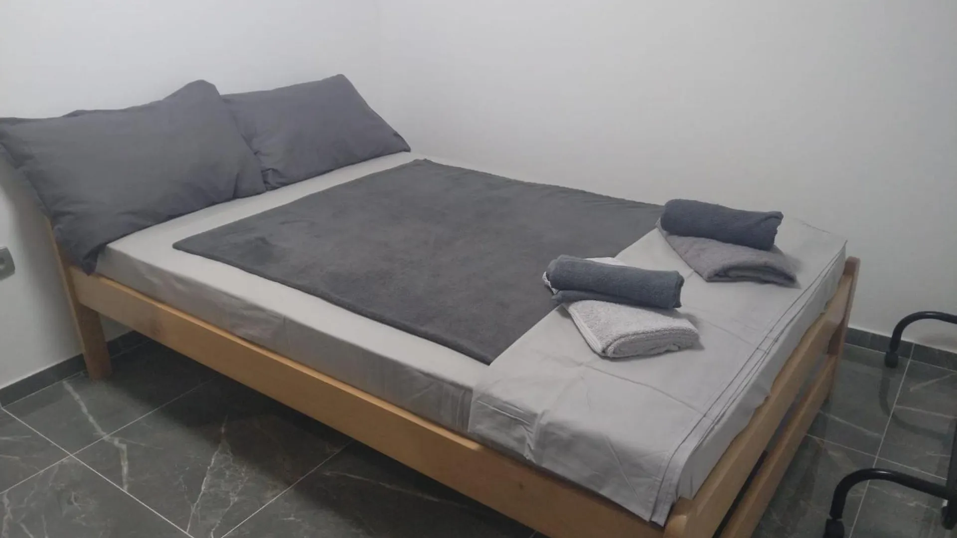 Cozy Apartments Happy Place Gornji Karin 0*,  Croatia