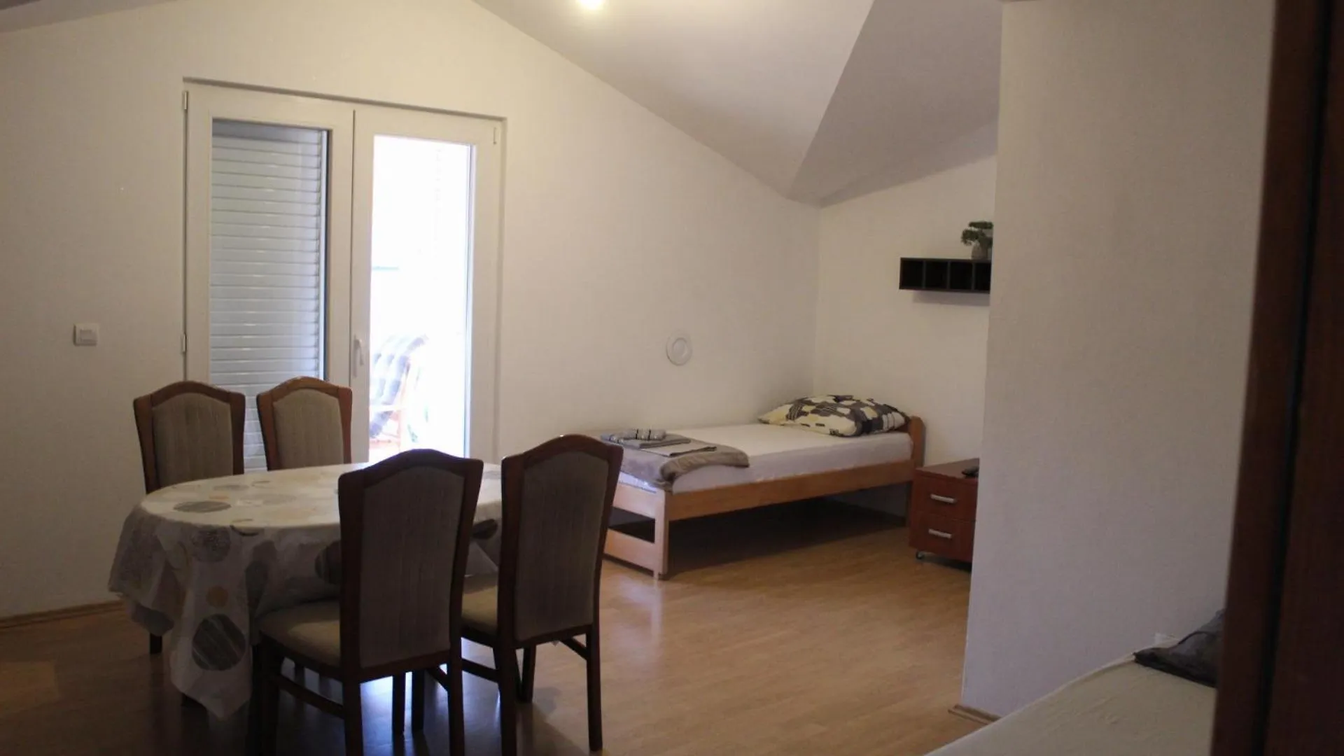 Cozy Apartments Happy Place Gornji Karin